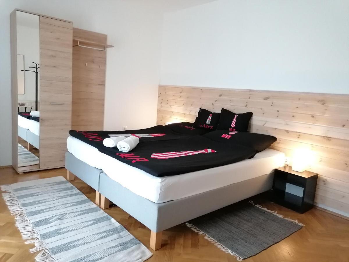 Győrújbarát Panorama Birtok - Wellness Panzio, Konferencia Es Rendezvenykoezpont Bed & Breakfast エクステリア 写真