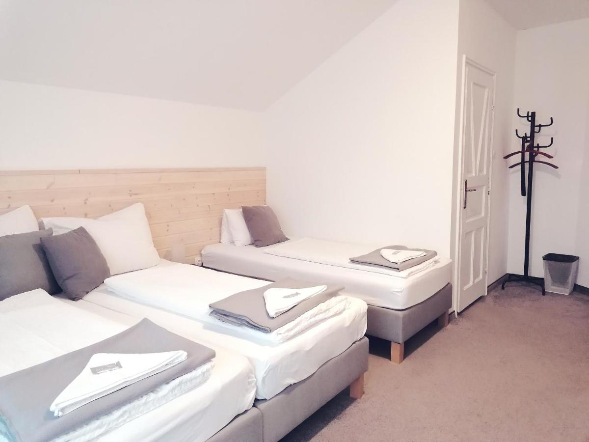 Győrújbarát Panorama Birtok - Wellness Panzio, Konferencia Es Rendezvenykoezpont Bed & Breakfast エクステリア 写真