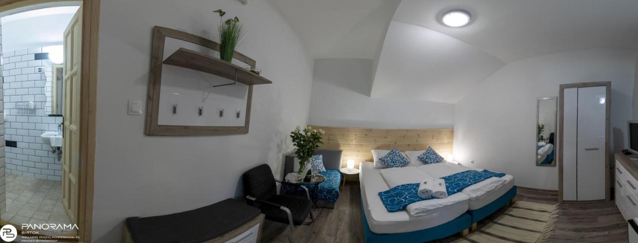 Győrújbarát Panorama Birtok - Wellness Panzio, Konferencia Es Rendezvenykoezpont Bed & Breakfast エクステリア 写真