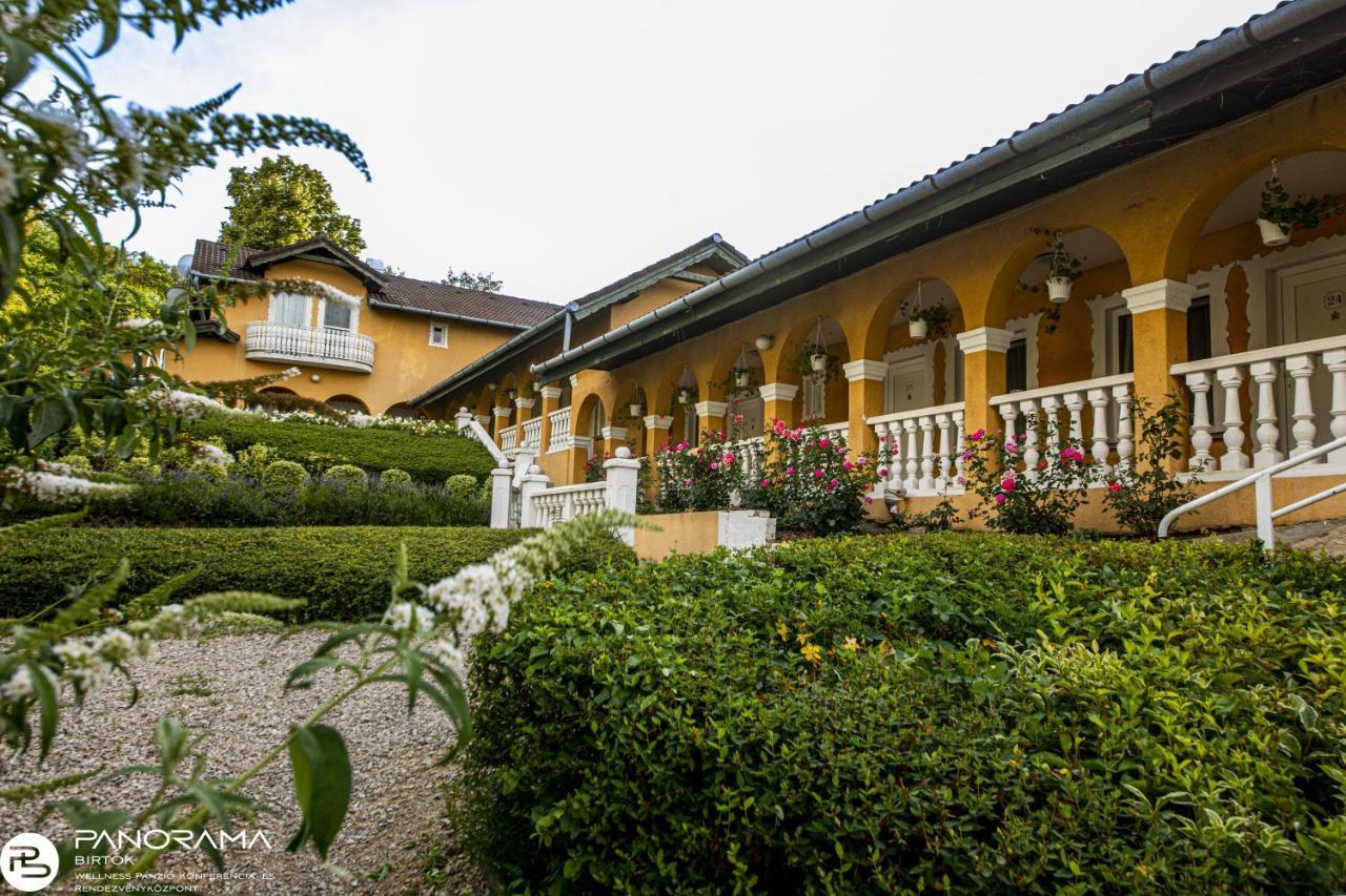 Győrújbarát Panorama Birtok - Wellness Panzio, Konferencia Es Rendezvenykoezpont Bed & Breakfast エクステリア 写真