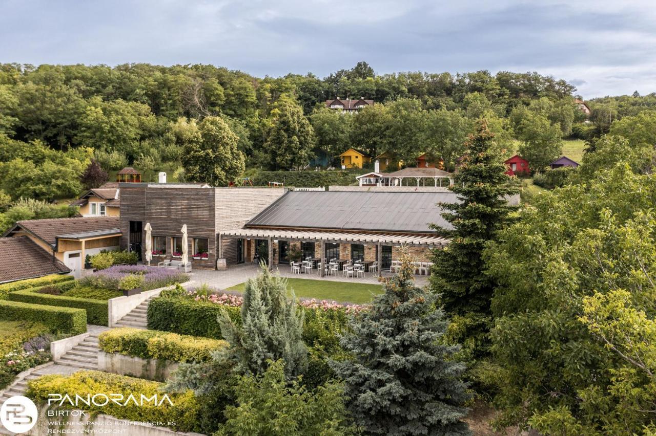 Győrújbarát Panorama Birtok - Wellness Panzio, Konferencia Es Rendezvenykoezpont Bed & Breakfast エクステリア 写真