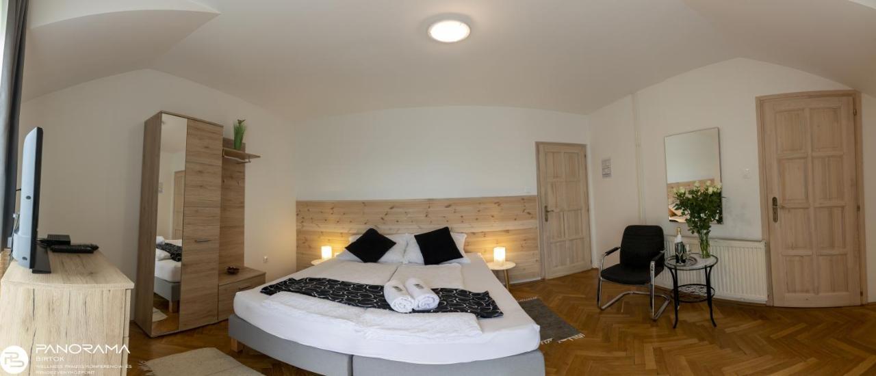 Győrújbarát Panorama Birtok - Wellness Panzio, Konferencia Es Rendezvenykoezpont Bed & Breakfast エクステリア 写真
