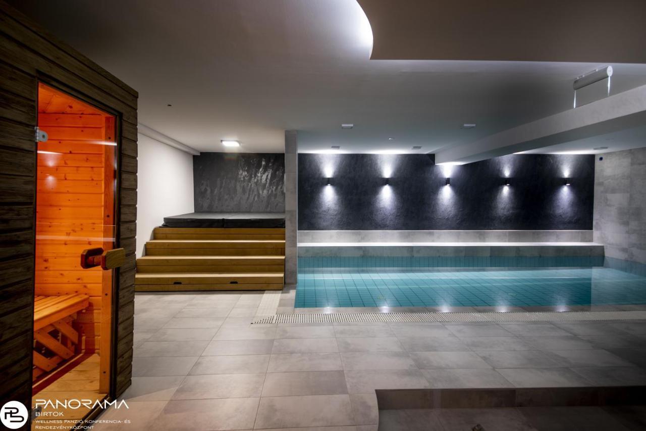 Győrújbarát Panorama Birtok - Wellness Panzio, Konferencia Es Rendezvenykoezpont Bed & Breakfast エクステリア 写真