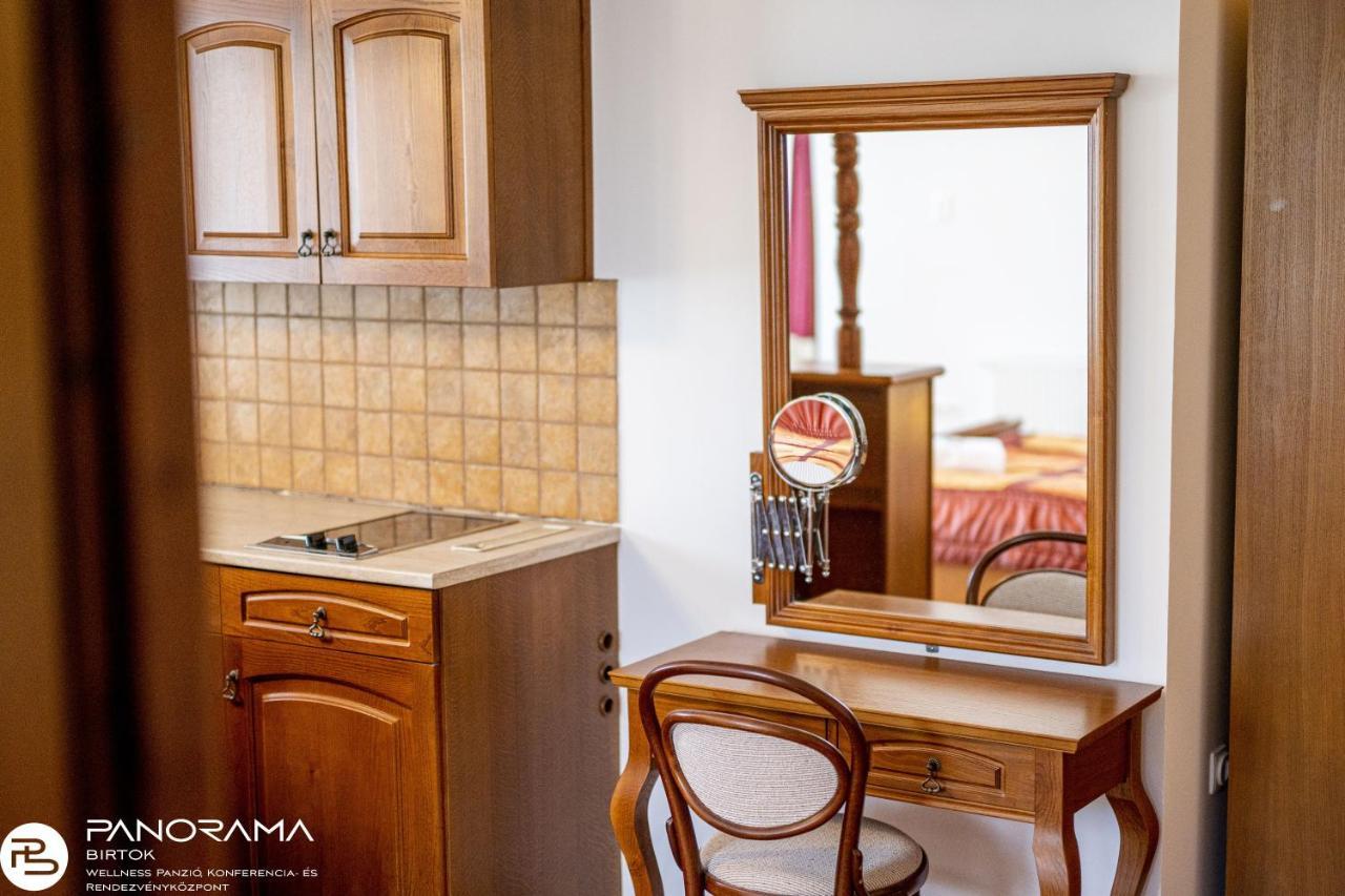 Győrújbarát Panorama Birtok - Wellness Panzio, Konferencia Es Rendezvenykoezpont Bed & Breakfast エクステリア 写真